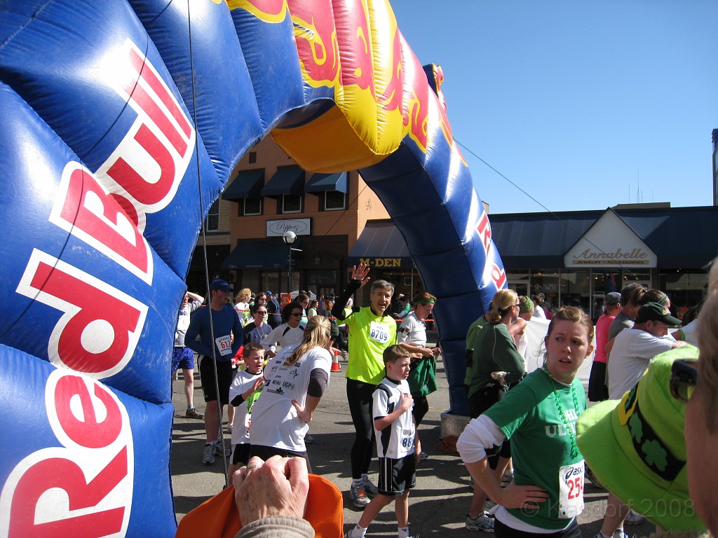 Shamrocks n Shennanigans 5K 2009 0340.jpg